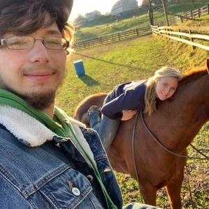 Meet your Posher, Crystal